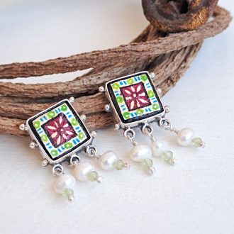 Aretes Santa Rosa